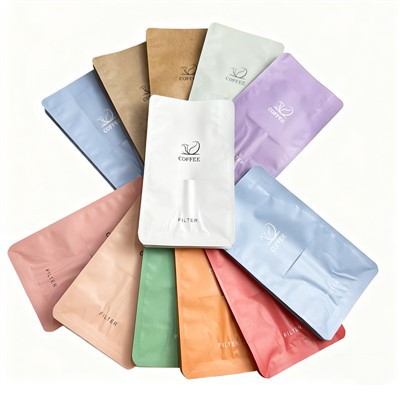 Samostojeća torbica s ravnim dnom